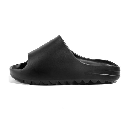 claquettes yeezy noir